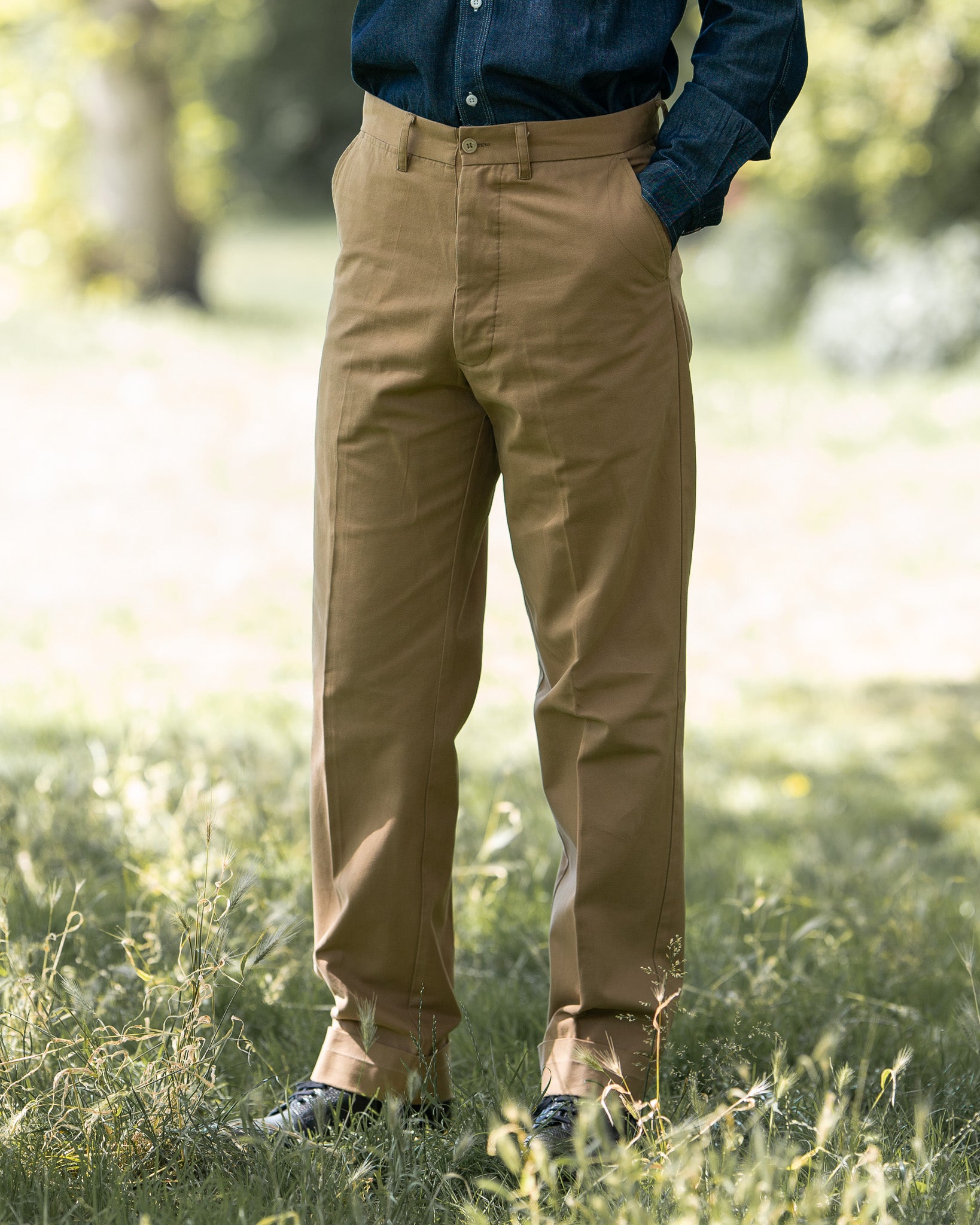 Work to Weekend Khaki | Classic Fit, Flat Front, No Iron | Haggar.com