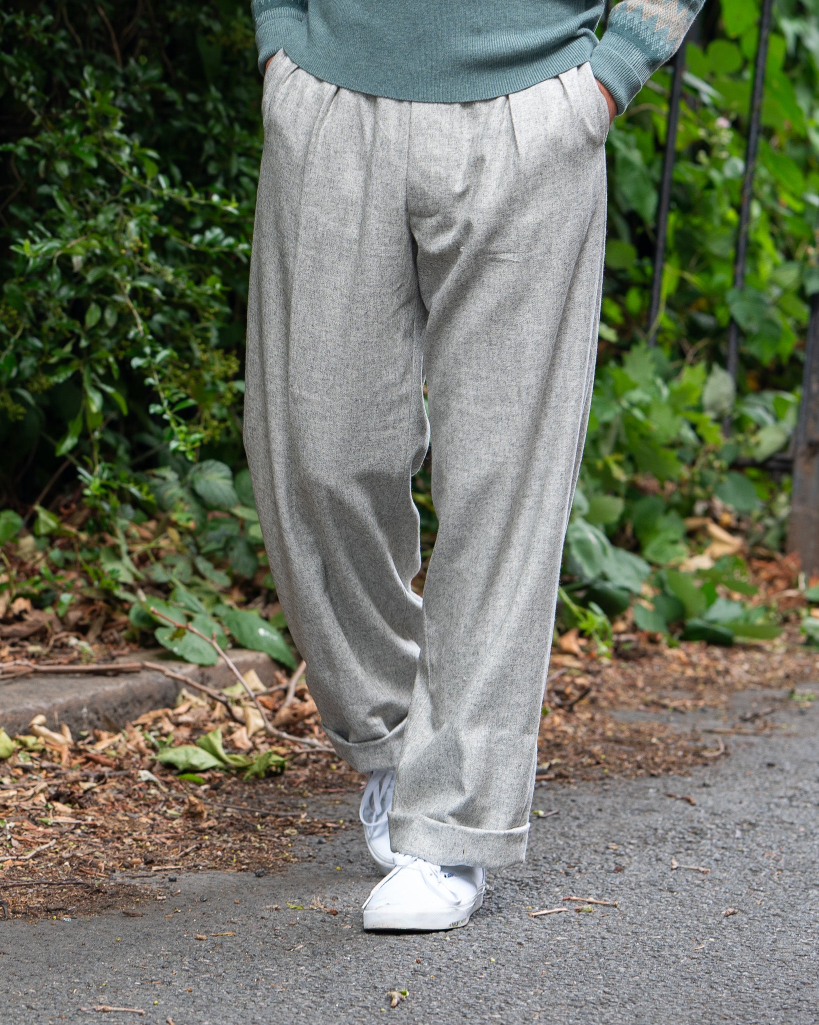 Flannel Trousers - Grey Dogtooth