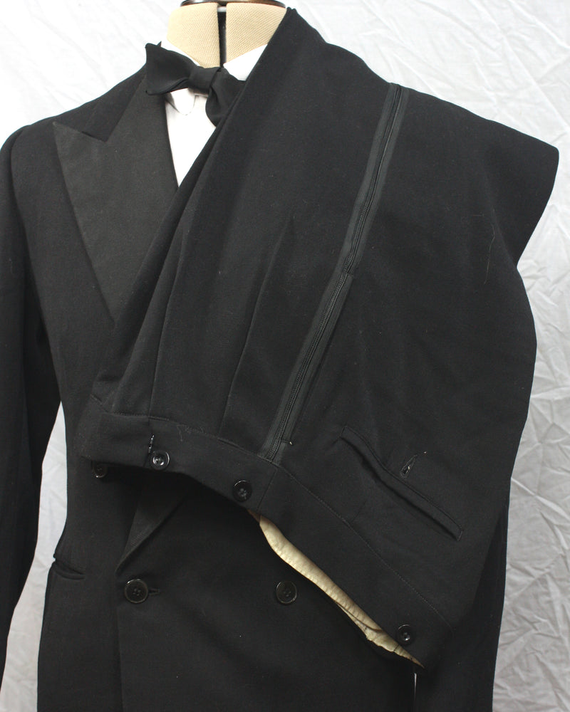 Vintage British Double-Breasted Dinner Suit Willerbys SL-BF30