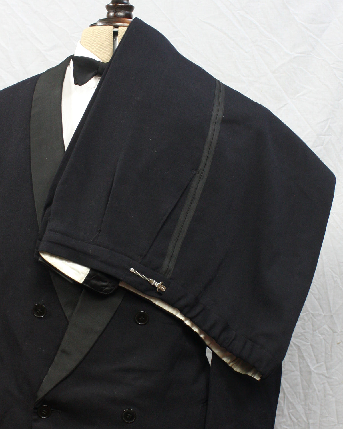 Rare Vintage British Dinner Suit Size XXL SL-BF33