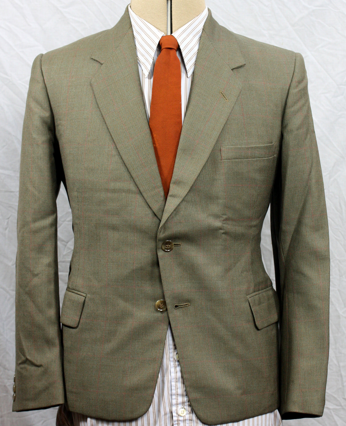 British Burtons Suit 38S SL26